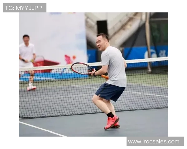 上海网球队团队协作引发热议球员间配合与沟通问题亟待解决 上海网球队团队协作引发热议球员间配合与沟通问题亟待解决