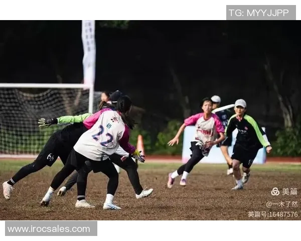 重庆飞盘队在世界街舞大赛中的团队协作表现精彩纷呈引发热议 重庆飞盘队在世界街舞大赛中的团队协作表现精彩纷呈引发热议