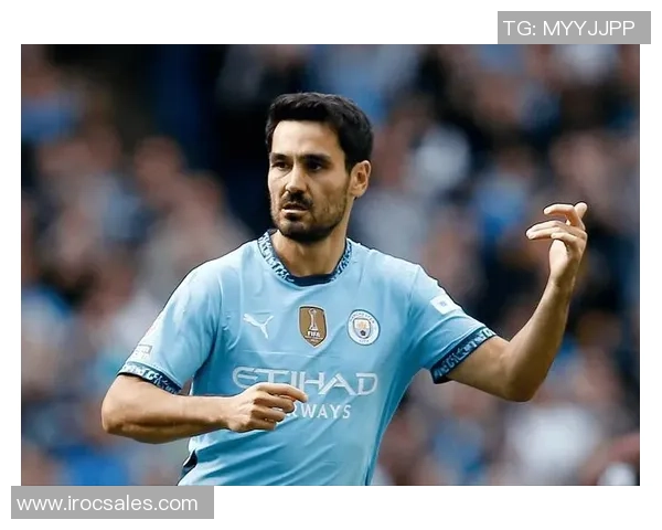 京多安的足球之路:从青涩少年到世界级中场的华丽蜕变 京多安的足球之路:从青涩少年到世界级中场的华丽蜕变